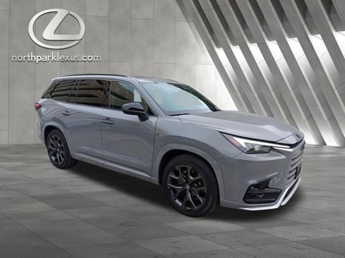 Certified 2026 Lexus TX 500h AWD image 5