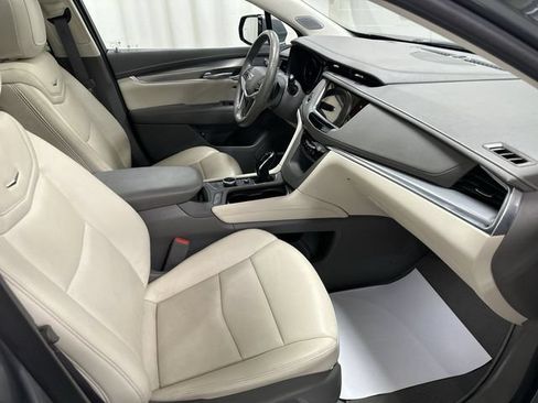 Certified 2024 Cadillac XT5 Premium Luxury AWD/4WD image 19