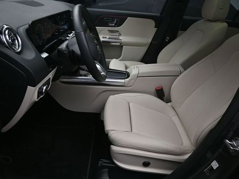 Used 2026 Mercedes-Benz GLA 250 image 18