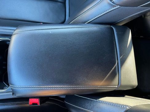 Used 2024 Jeep Grand Cherokee L Limited w/ Luxury Tech Group II image 30