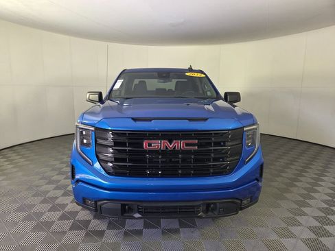 Used 2024 GMC Sierra 1500 Elevation RWD image 3
