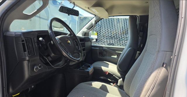 Used 2020 Chevrolet Express 2500 w/ Driver Convenience Package RWD image 4