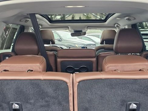 Used 2024 Acura MDX SH-AWD w/ Technology Package image 11