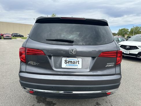 Used 2017 Honda Pilot Touring image 9