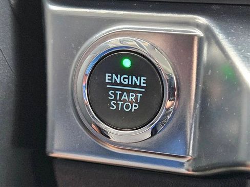 Used 2022 Ford F150 Lariat AWD/4WD image 15