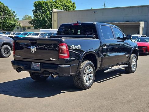 Used 2019 RAM 1500 Laramie AWD/4WD image 7