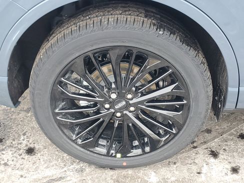 New 2026 Lincoln Corsair Premiere image 5