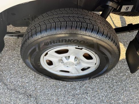 Used 2013 Toyota Tacoma 2WD Access Cab image 34