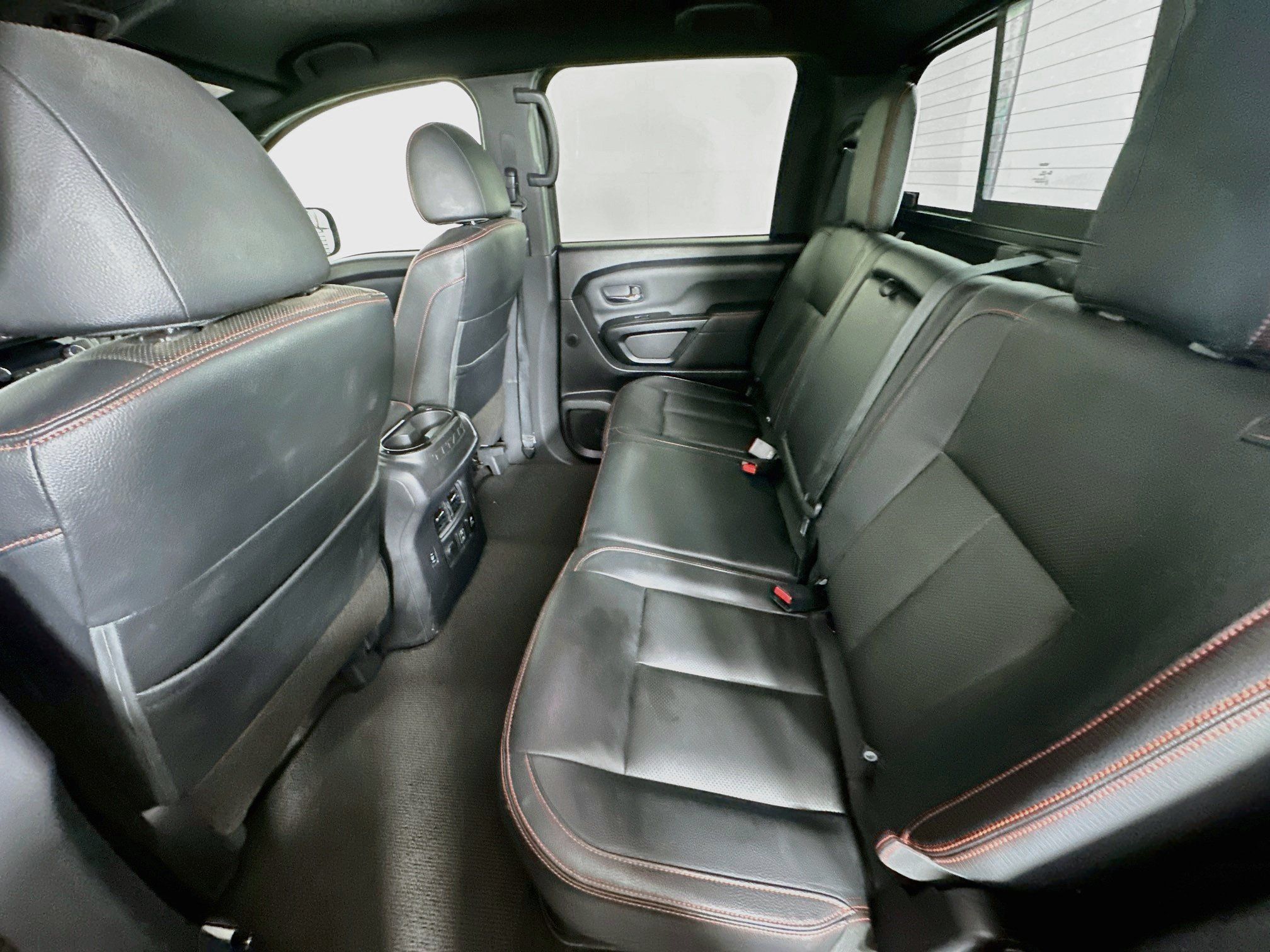 Used 2023 Nissan Titan PRO-4X w/ Pro-4x Convenience Package AWD/4WD image 28