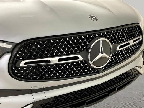 Used 2023 Mercedes-Benz GLC 300 4MATIC image 33