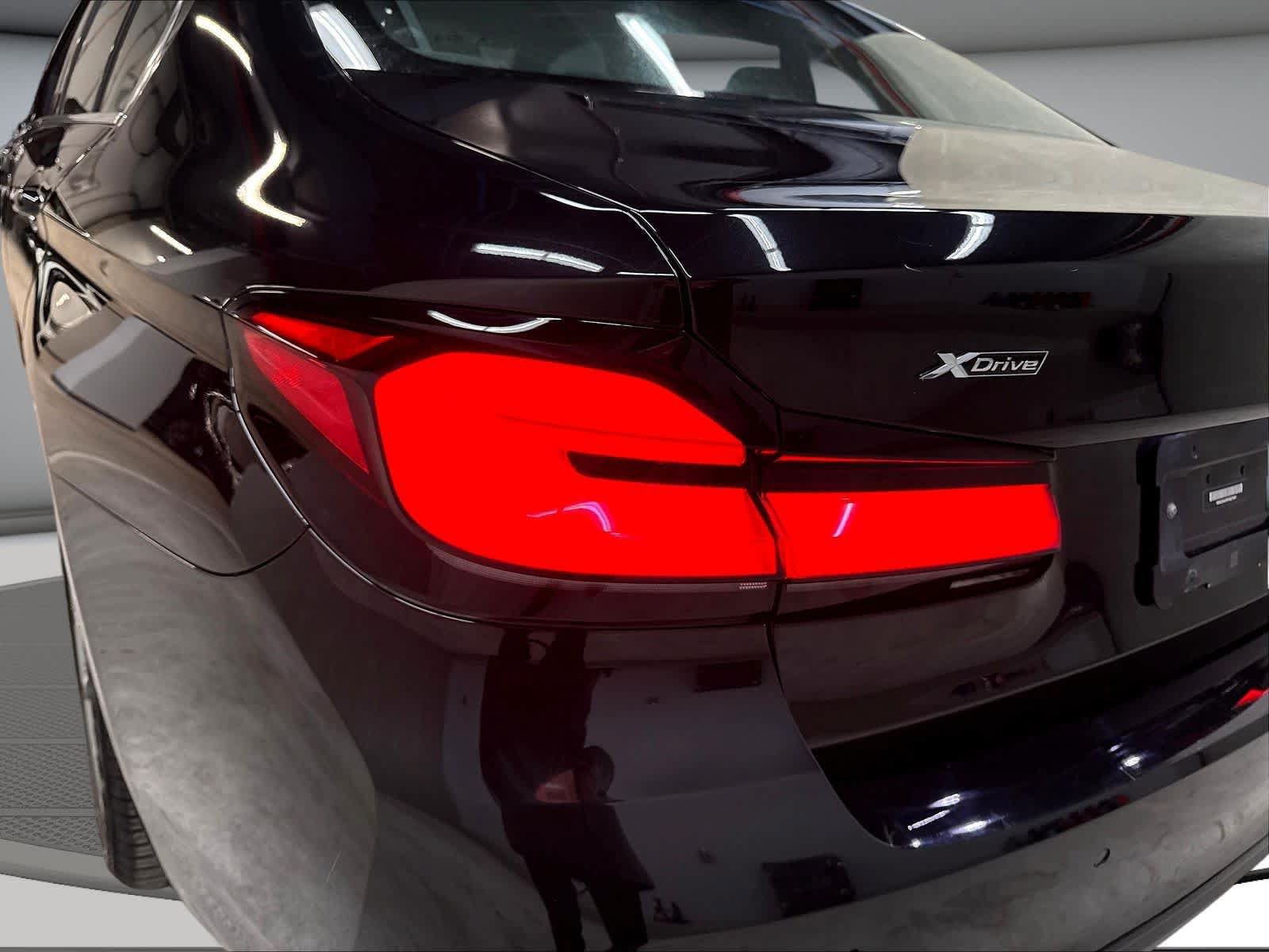 Used 2023 BMW 530e xDrive w/ Premium Package AWD/4WD image 25