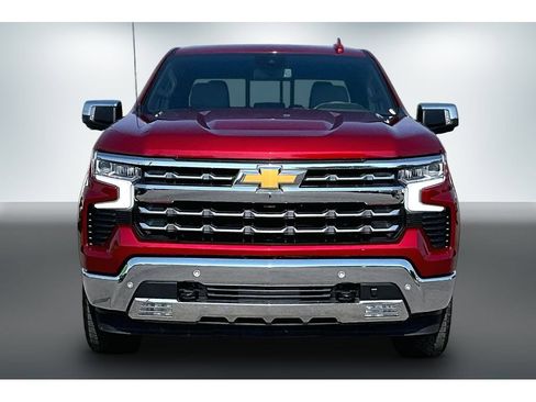 Used 2024 Chevrolet Silverado 1500 LTZ w/ LTZ Convenience Package II AWD/4WD image 2