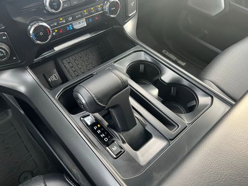 Used 2025 Ford F150 Lariat w/ Equipment Group 502A High image 16