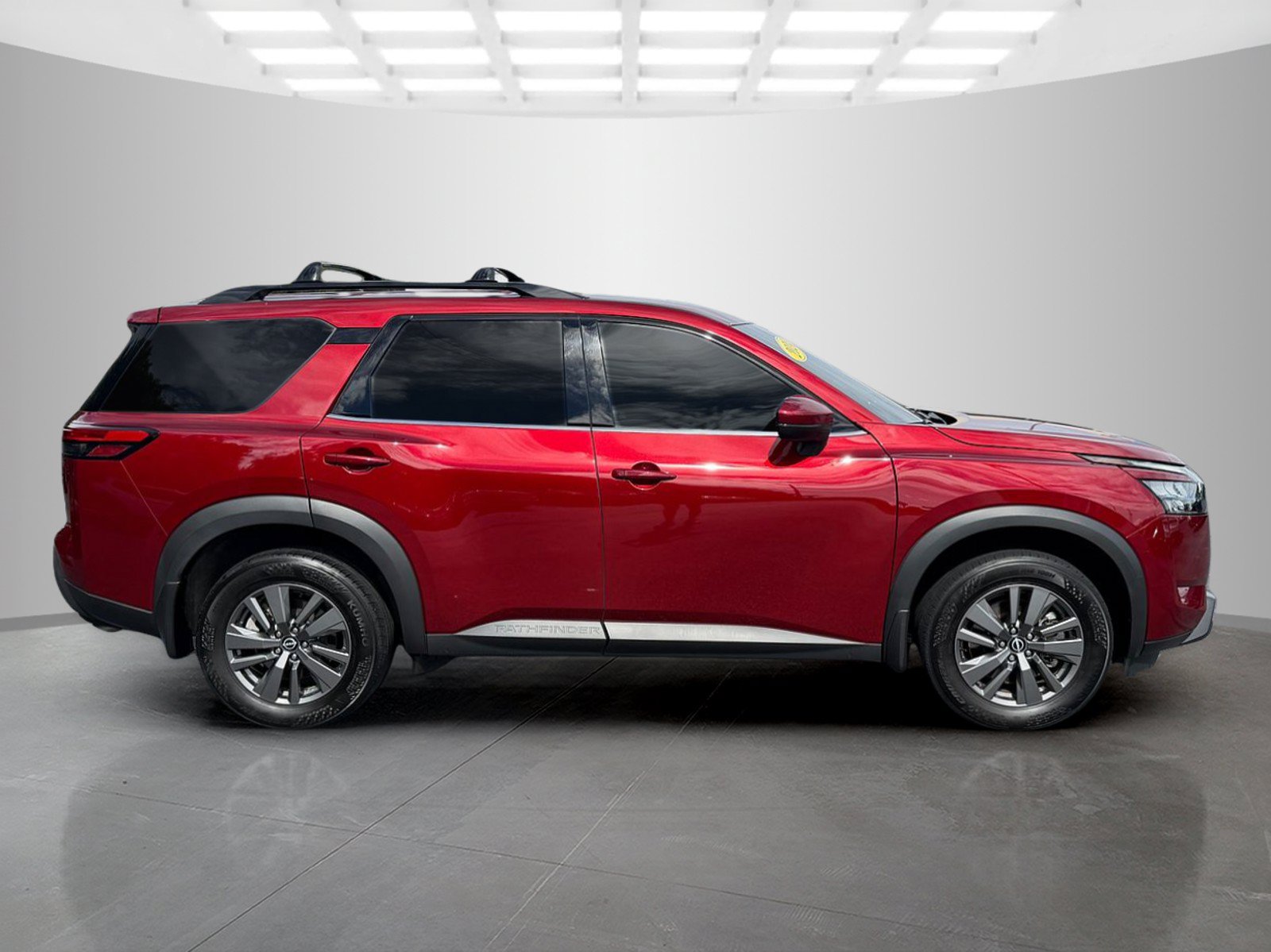 Used 2024 Nissan Pathfinder SV FWD image 6