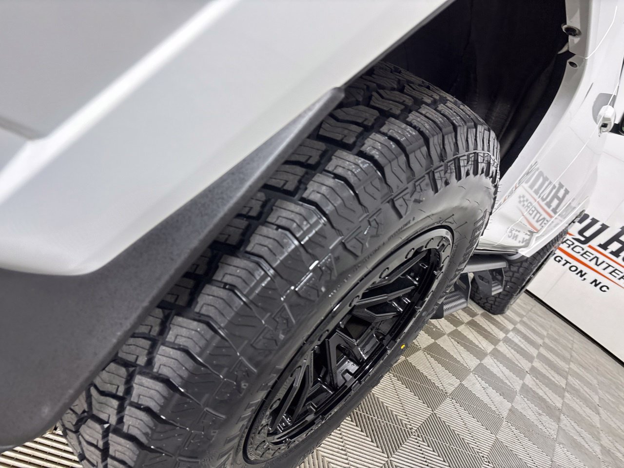 Used 2024 Toyota 4Runner TRD Off-Road Premium w/ Moonroof Package AWD/4WD image 36