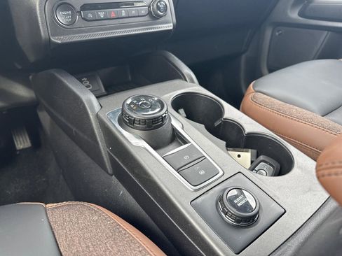 Used 2025 Ford Bronco Sport Outer Banks w/ Outer Banks Tech Package+ image 20