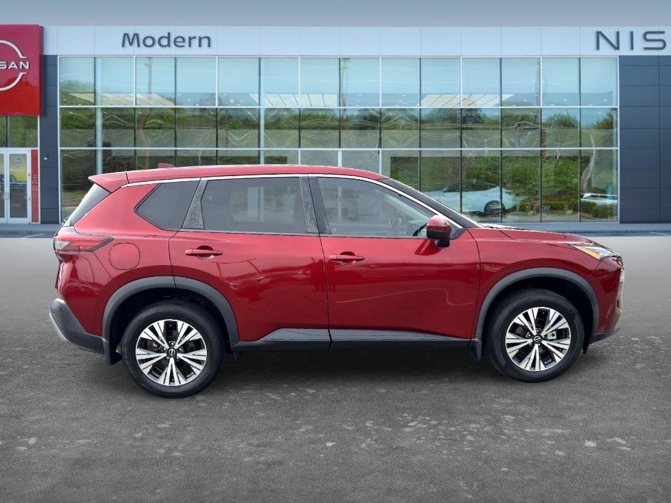 Certified 2022 Nissan Rogue SV FWD image 4