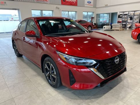 Used 2025 Nissan Sentra SV image 7