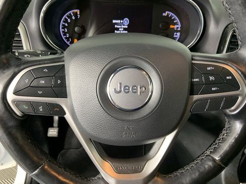 Used 2021 Jeep Grand Cherokee Limited image 33