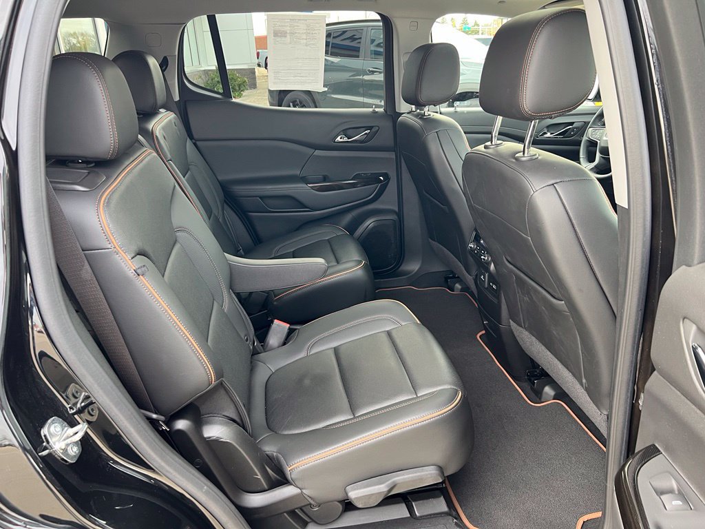 Used 2023 GMC Acadia AT4 w/ Technology Package AWD/4WD image 15