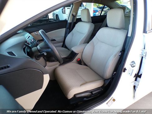 Used 2015 Honda Civic LX image 17