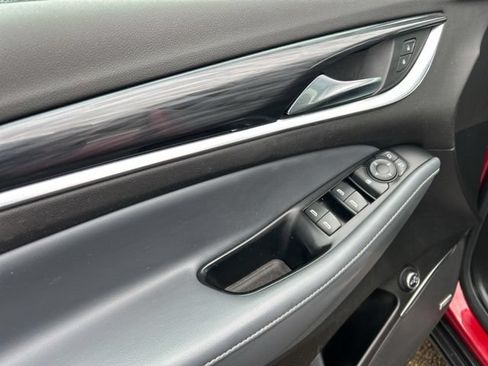 Used 2023 Buick Enclave Essence w/ Experience Buick Package FWD image 27