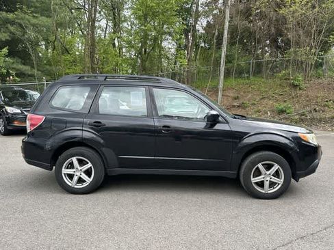 Used 2011 Subaru Forester 2.5X AWD/4WD image 3