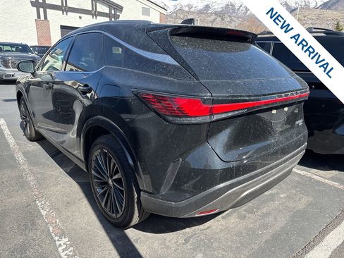 Used 2025 Lexus RX 350 Premium w/ Convenience Package image 3