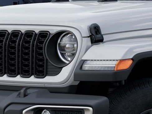 New 2026 Jeep Gladiator Sport AWD/4WD image 10