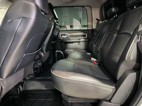 Used 2024 RAM 2500 Laramie AWD/4WD image 16