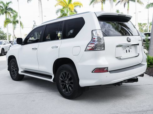 Used 2020 Lexus GX 460 Premium w/ Premium Package AWD/4WD image 8