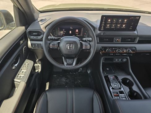 New 2026 Honda Pilot TrailSport image 14