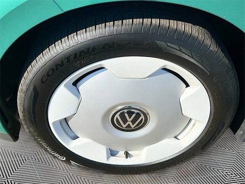 New 2025 Volkswagen ID. Buzz 1st Edition image 33