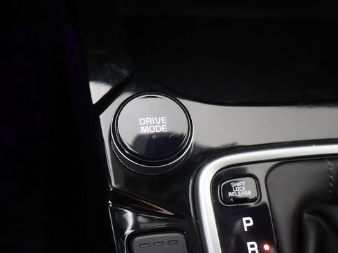 Used 2024 Kia Seltos S AWD/4WD image 45