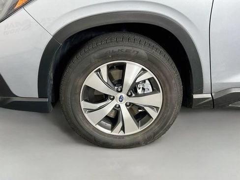 Used 2024 Subaru Ascent Premium w/ Convenience Package AWD/4WD image 11