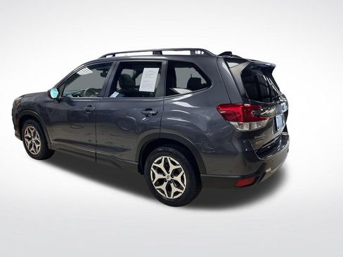 Certified 2024 Subaru Forester Premium AWD/4WD image 5