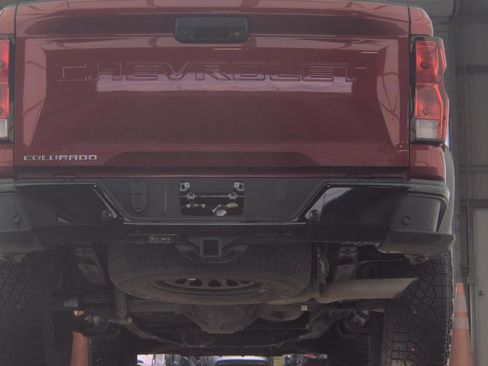 Used 2025 Chevrolet Colorado Trail Boss AWD/4WD image 7