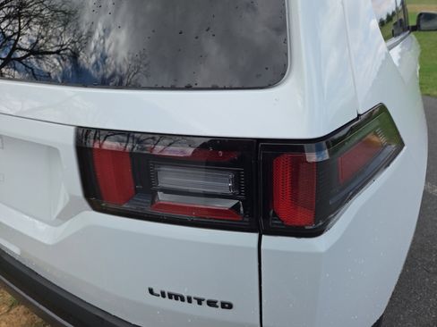 New 2026 Jeep Cherokee Limited AWD/4WD image 15