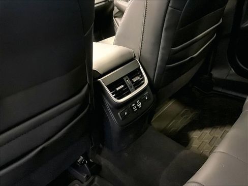 Used 2024 Subaru Outback Limited image 24