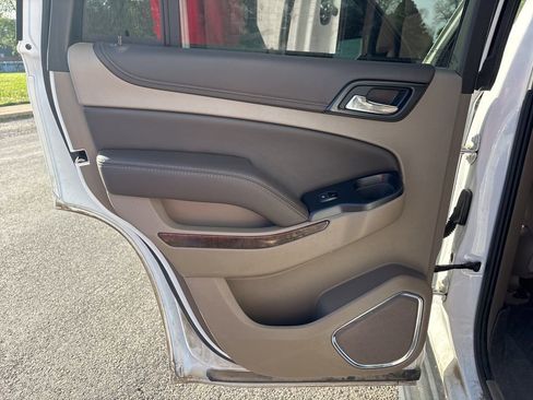 Used 2019 Chevrolet Tahoe LS image 18