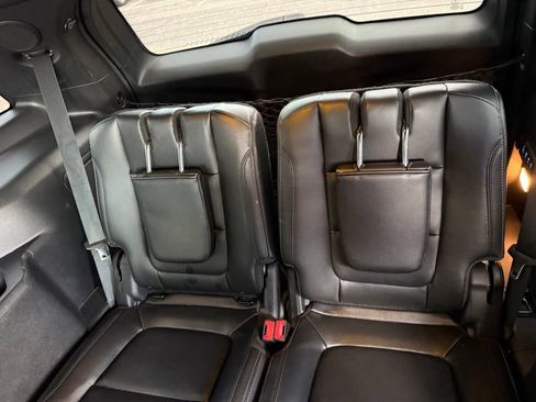 Used 2016 Ford Explorer Limited w/ Equipment Group 301A AWD/4WD image 11