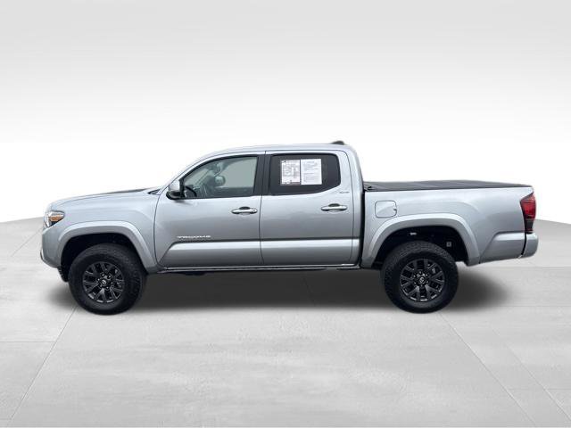 Used 2023 Toyota Tacoma SR5 w/ Technology Package AWD/4WD image 2
