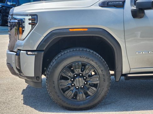Used 2024 GMC Sierra 2500 Denali Ultimate AWD/4WD image 27