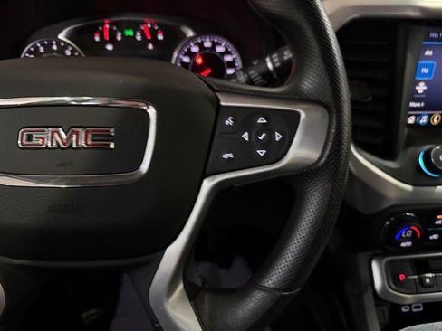 Used 2021 GMC Acadia SLE w/ Driver Convenience Package FWD image 15