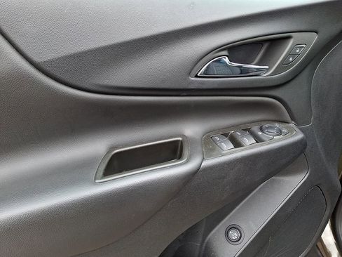 Certified 2023 Chevrolet Equinox LT AWD/4WD image 13