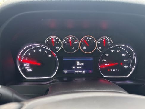 Used 2021 Chevrolet Silverado 1500 LT Trail Boss w/ Convenience Package II image 15