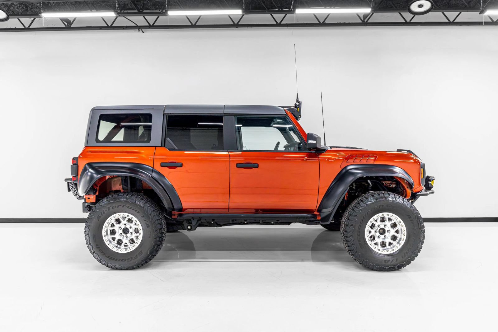Used 2022 Ford Bronco Raptor AWD/4WD image 4