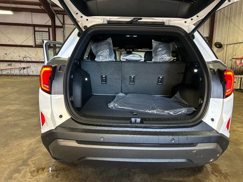 New 2026 GMC Terrain Elevation w/ Elevation Premium Package image 24