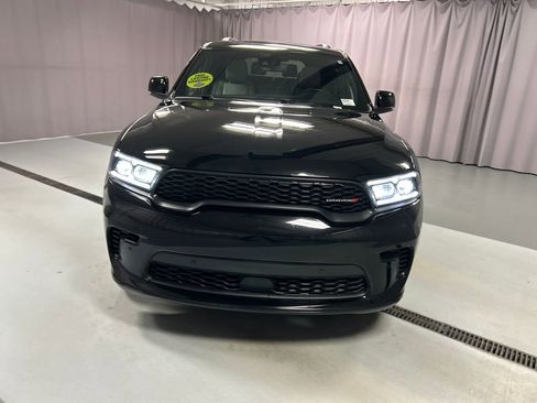 Used 2024 Dodge Durango GT image 2