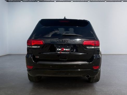 Used 2017 Jeep Grand Cherokee Altitude AWD/4WD image 14